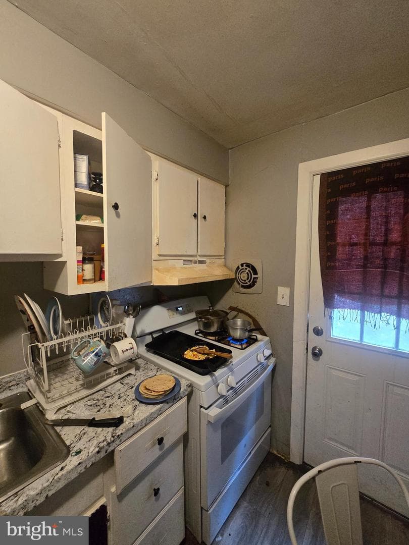 234 Furley Street photo 4