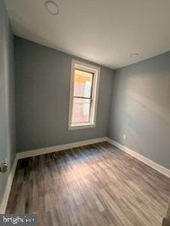 5240 Larchwood Avenue photo 7