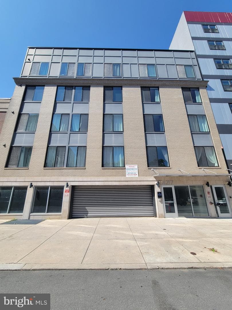 4217 Chestnut Street #206 photo 1