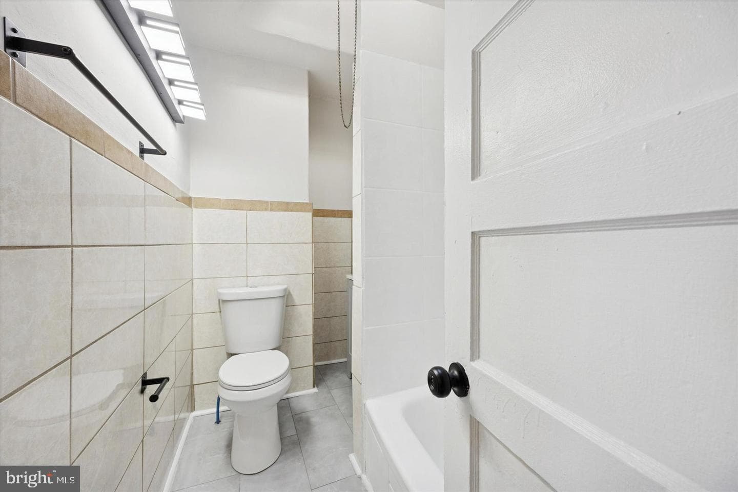 2537 S Millick Street photo 10