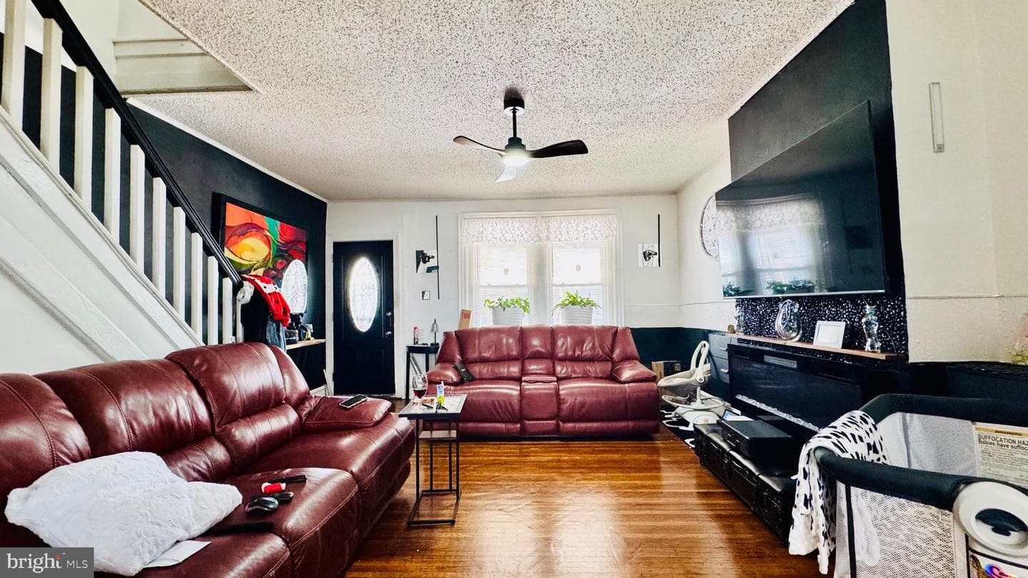 5836 Addison Street photo 3