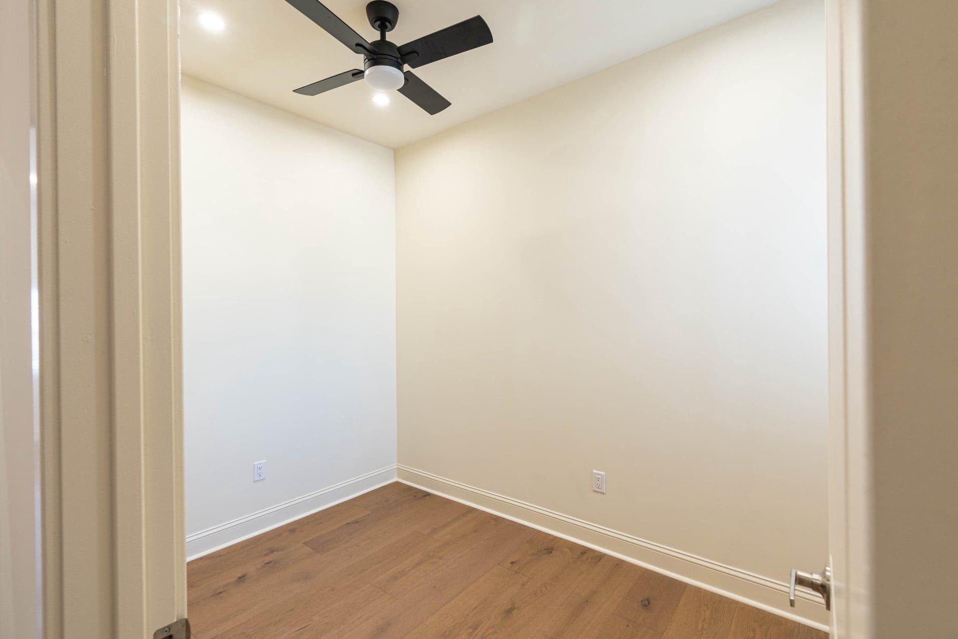 2018 S Garnet Street photo 14