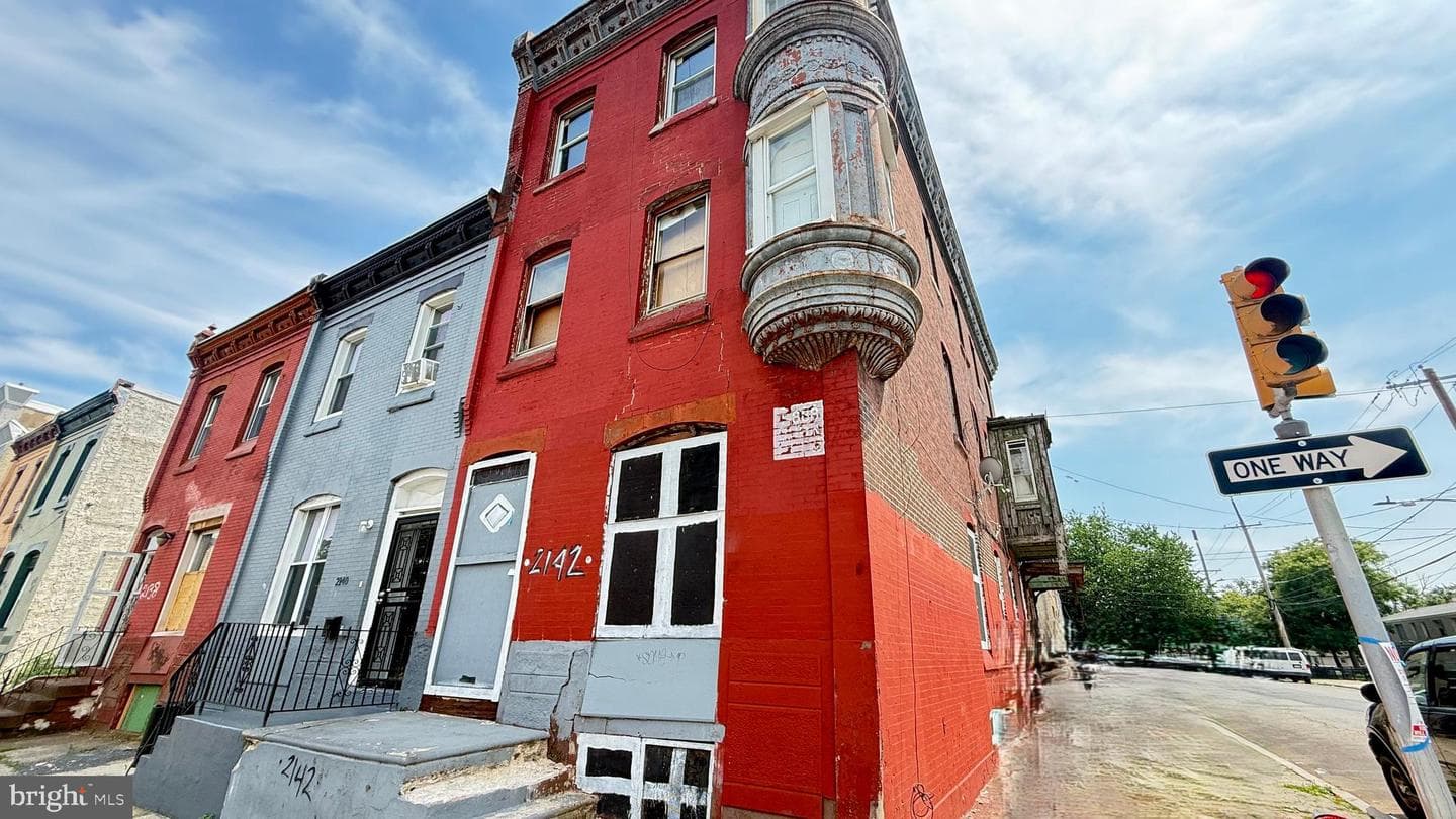 2142 W Susquehanna Avenue photo 5