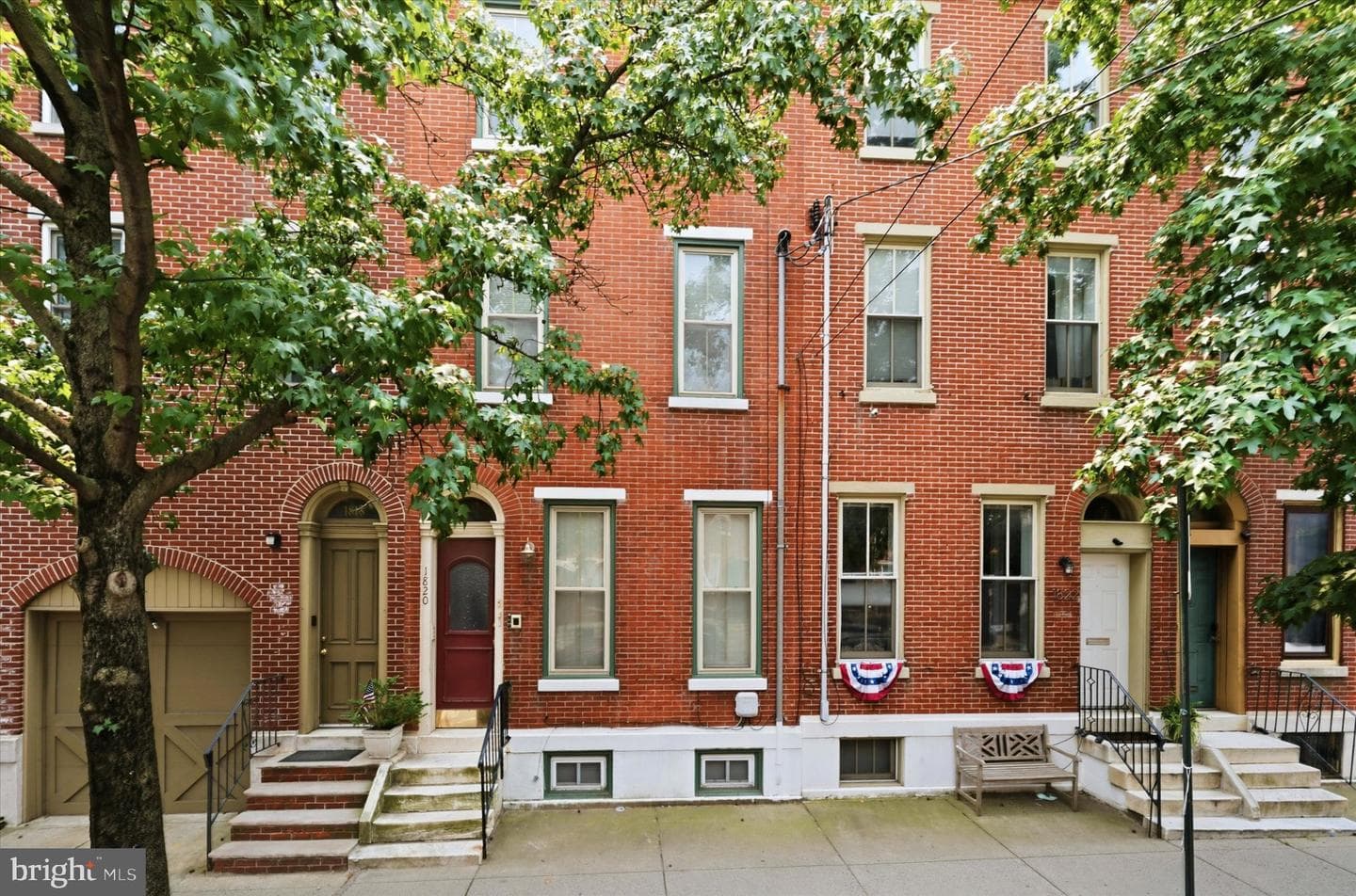1820 Fairmount Avenue photo 3