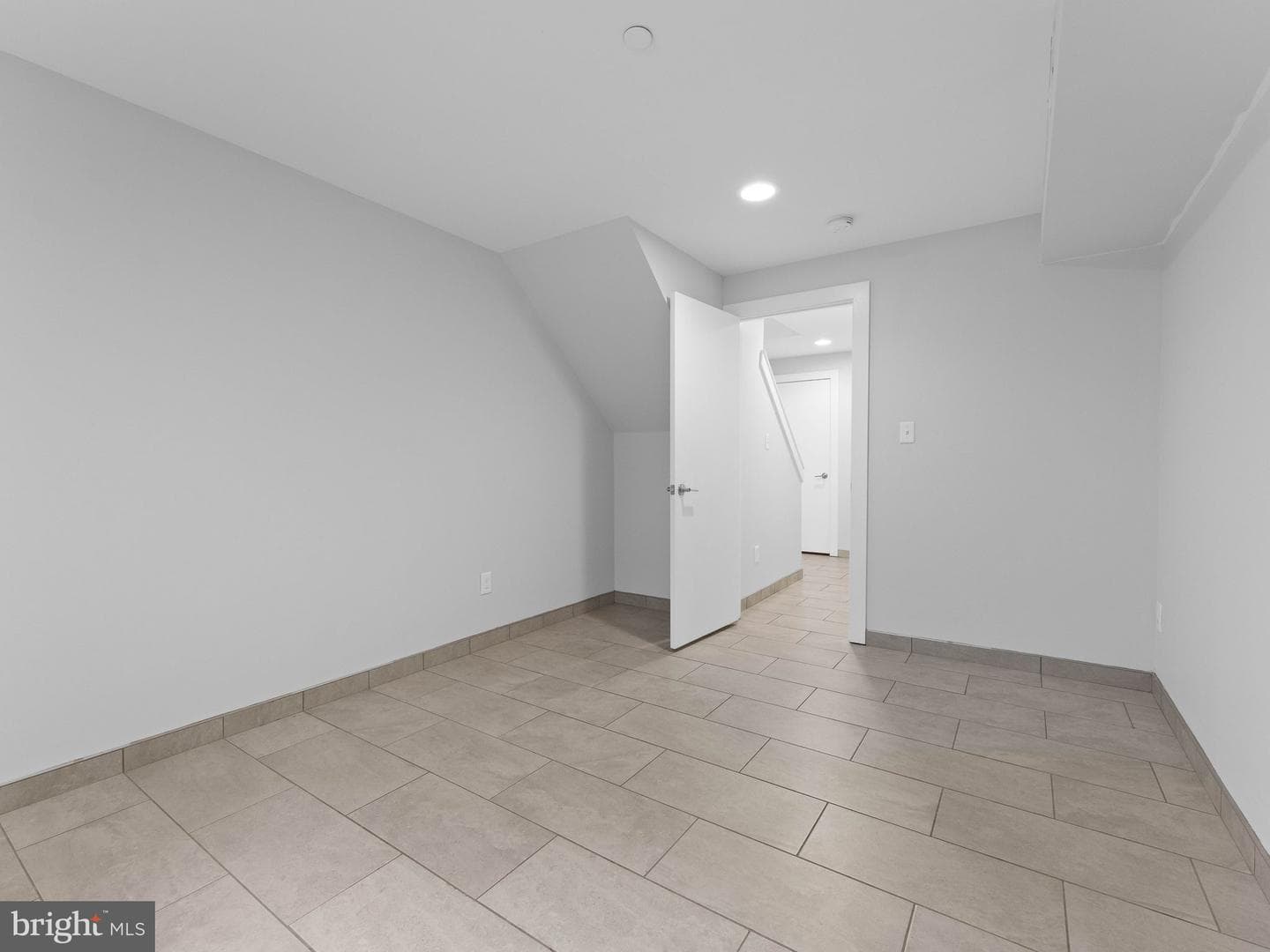 2225 Coral Street photo 28