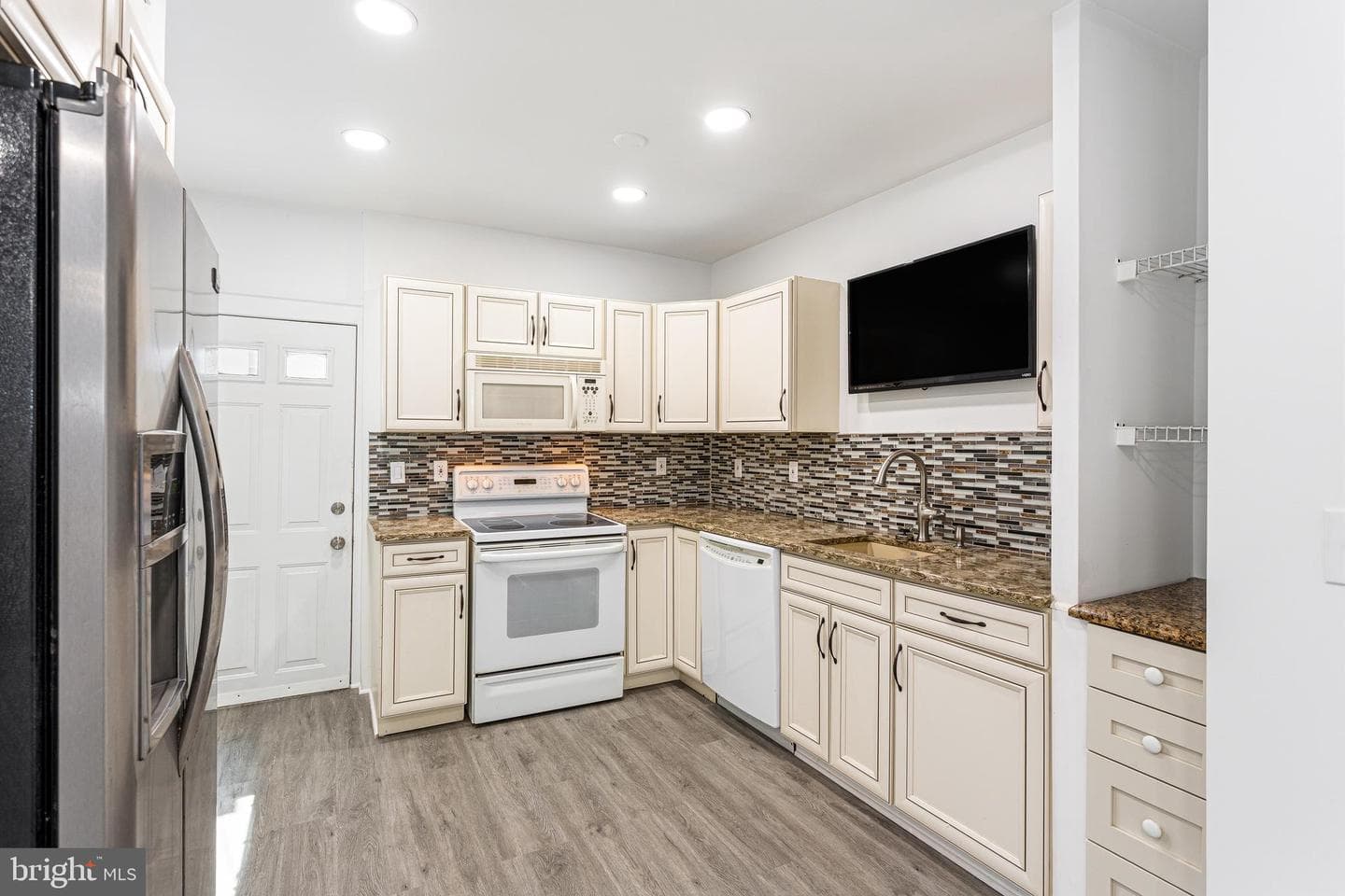 5417 Pentridge Street photo 6
