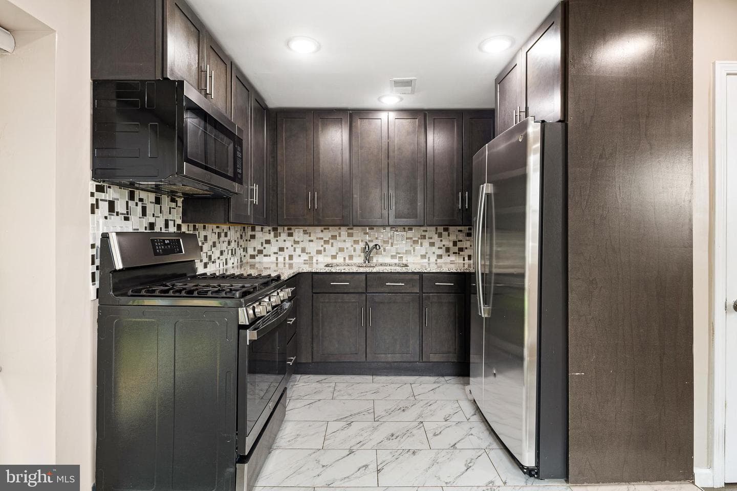 8008 Algon Avenue photo 4