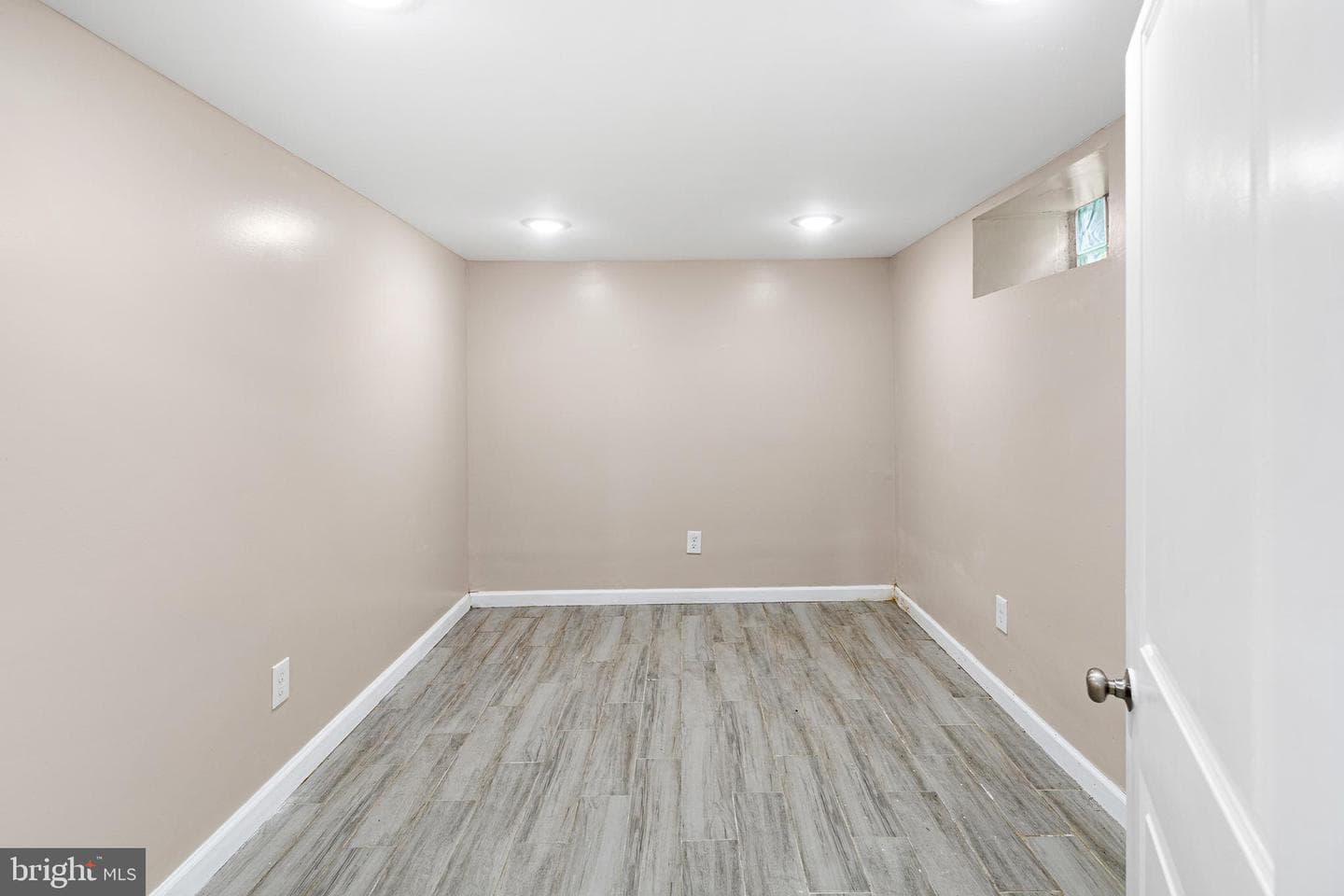 8008 Algon Avenue photo 8