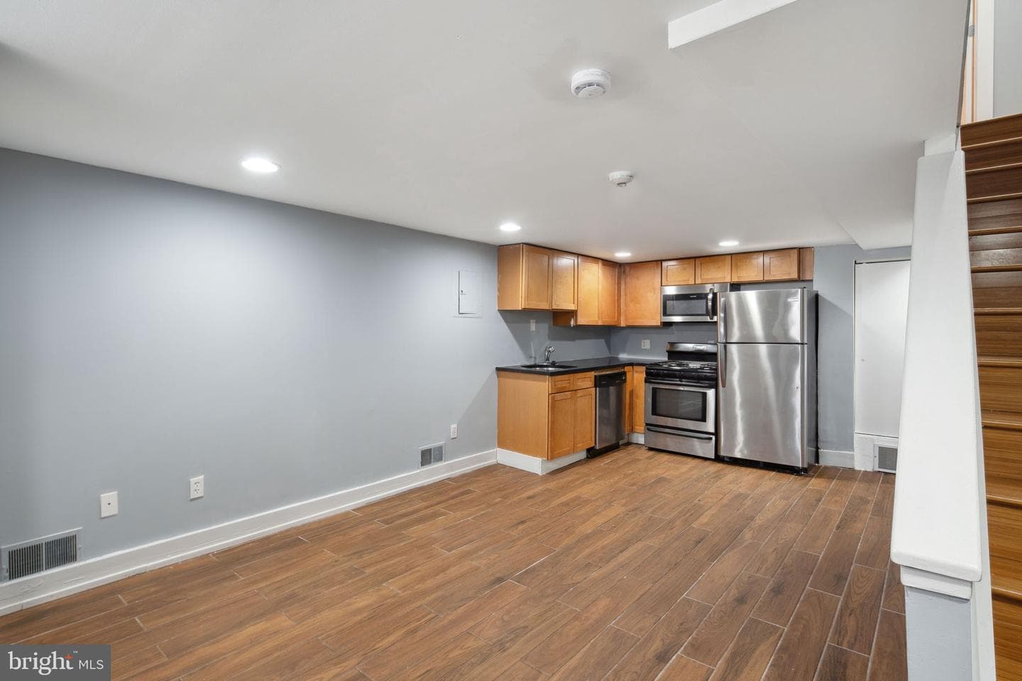 2351 Christian Street #b photo 1