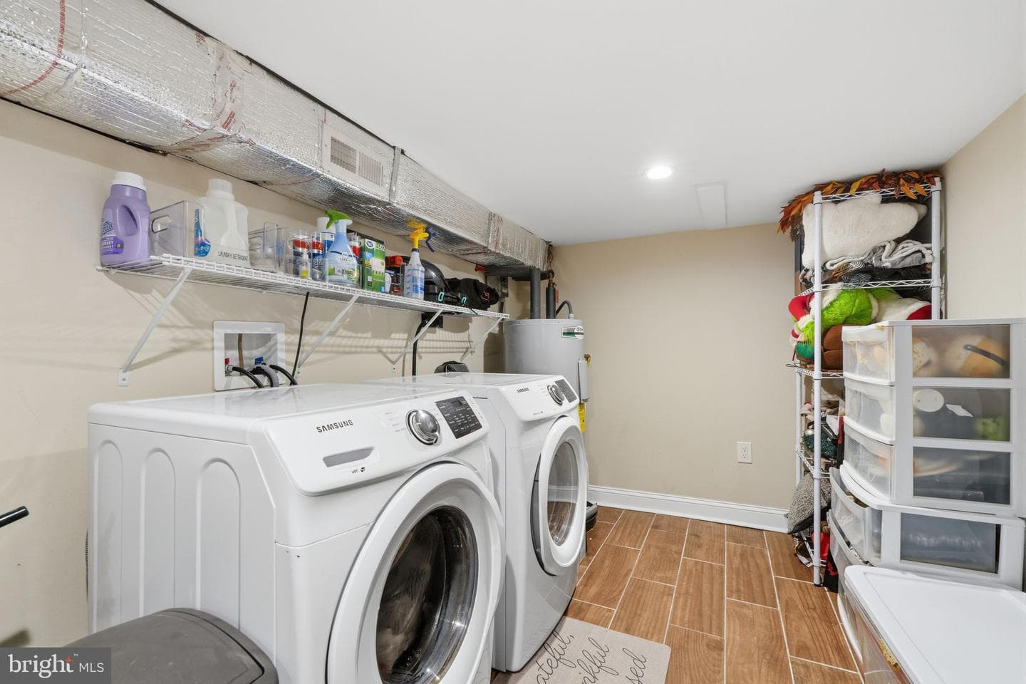 2023 Moore Street photo 20