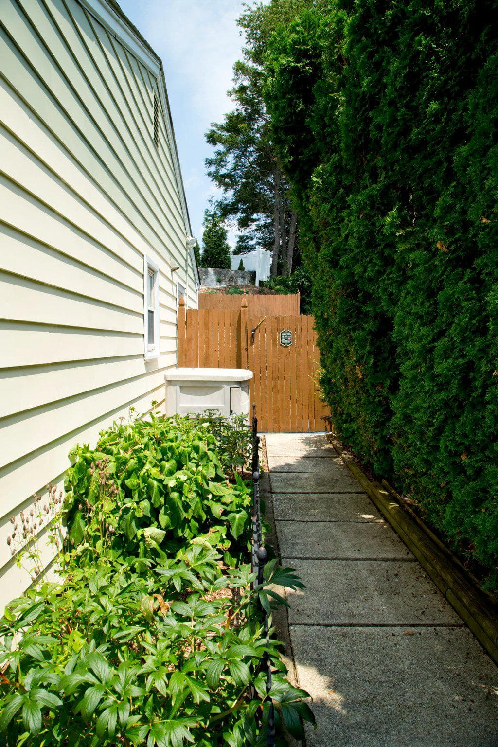 155 Stratford Drive photo 45