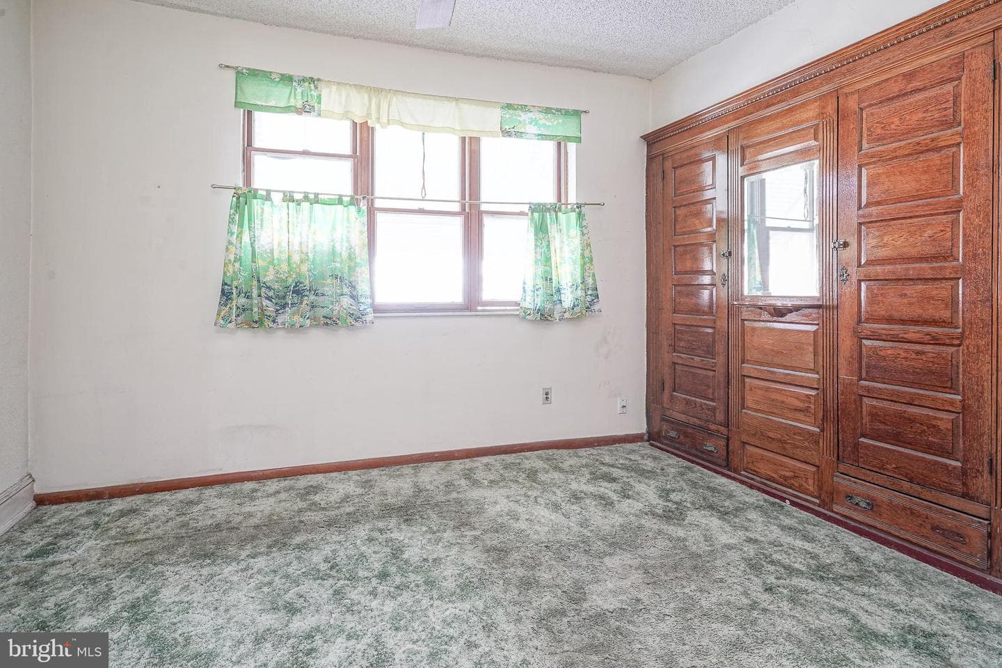 1249 S 24th Street photo 18