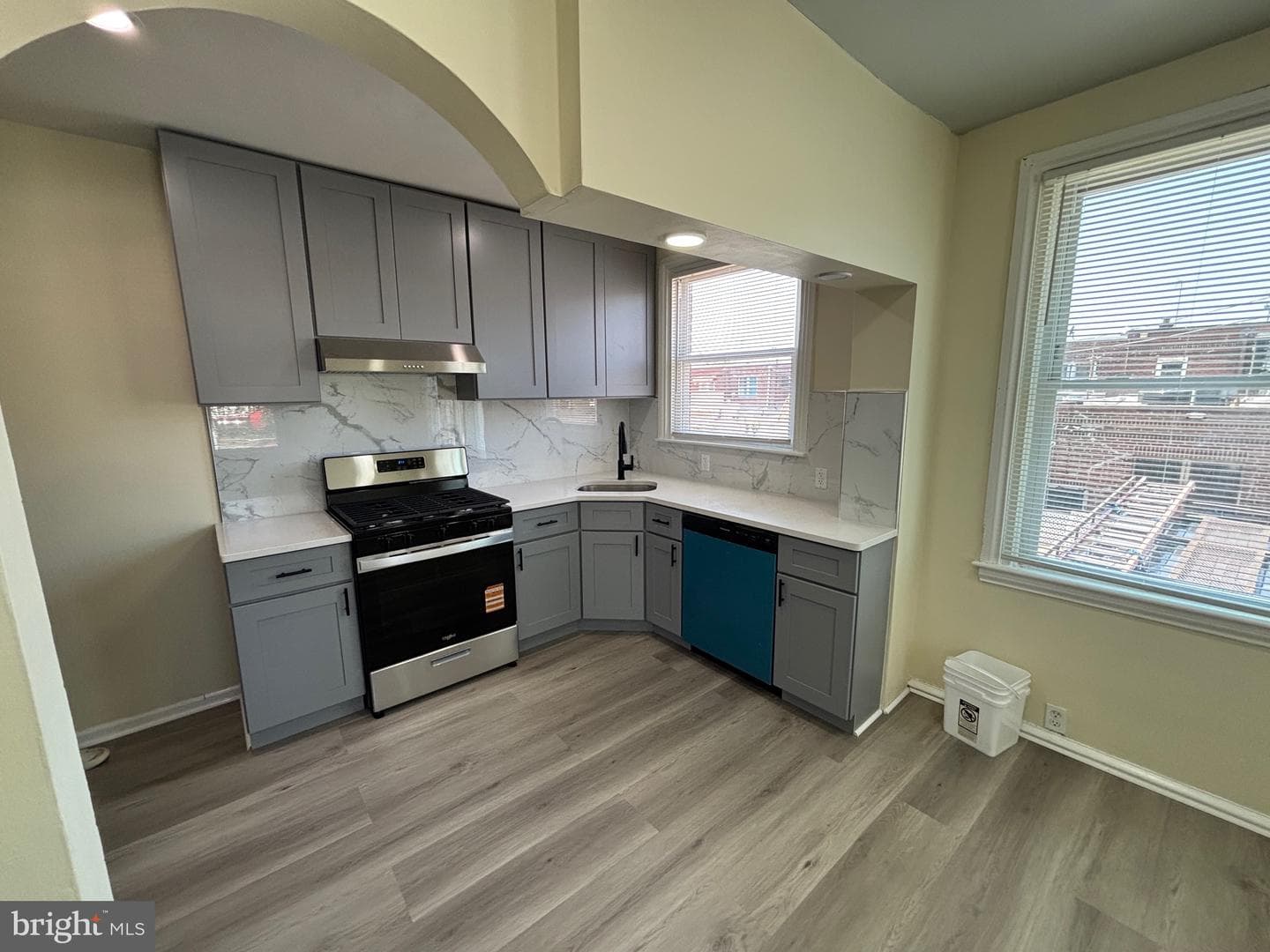 6658 Rutland Street photo 7