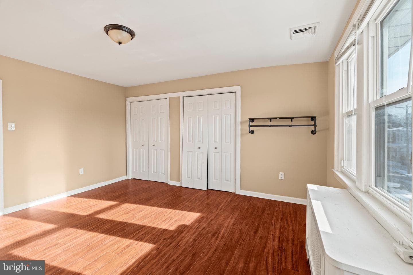 8218 Craig Street photo 27