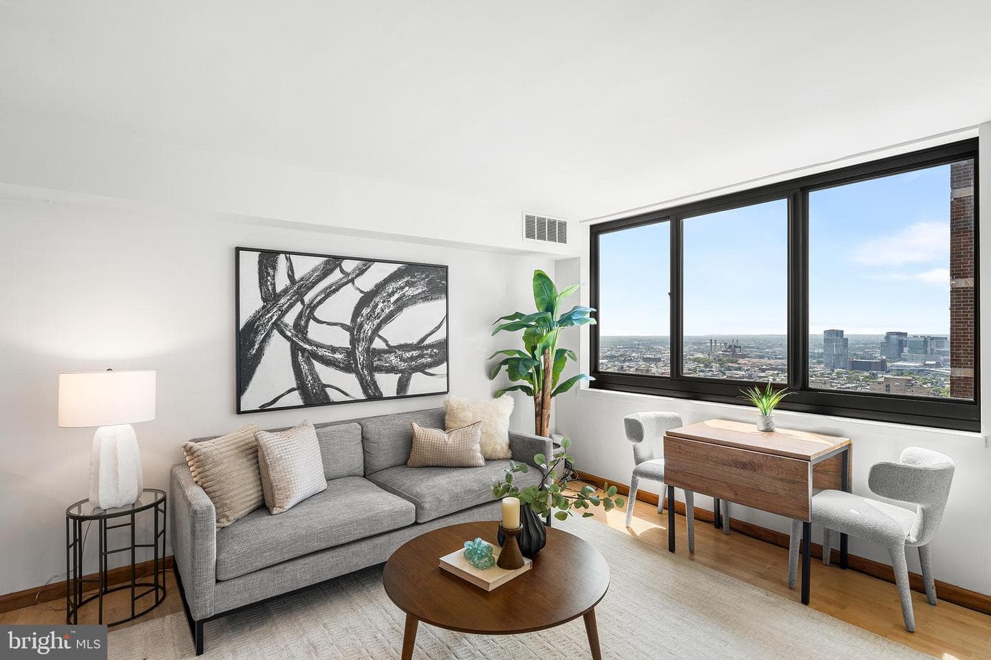1420 Locust Street #35h photo 4