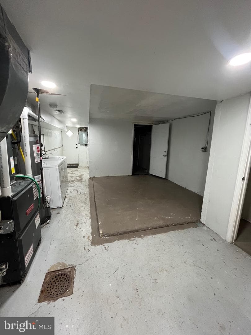 850 Longshore Avenue photo 21