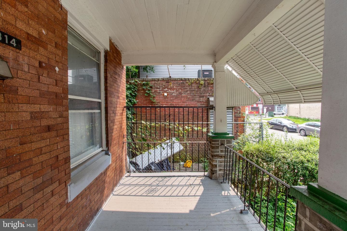 814 E Woodlawn Street photo 6