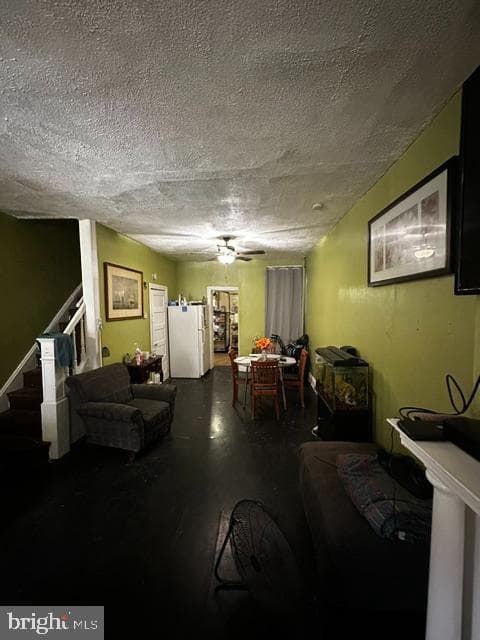 2759 N Taylor Street photo 2