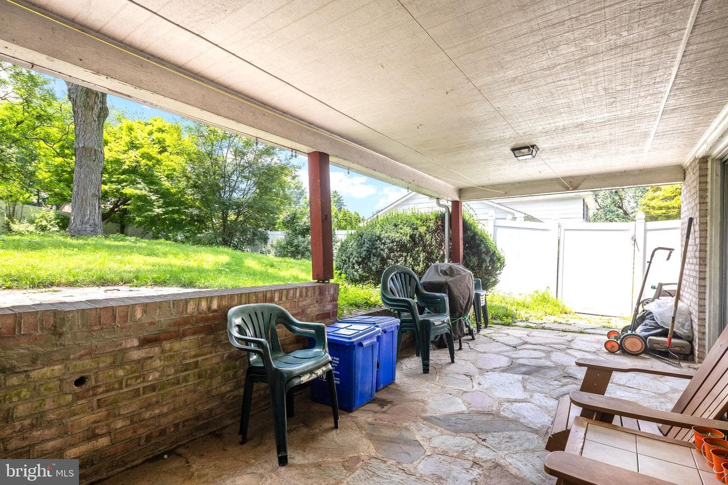 6348 Henry Avenue photo 27