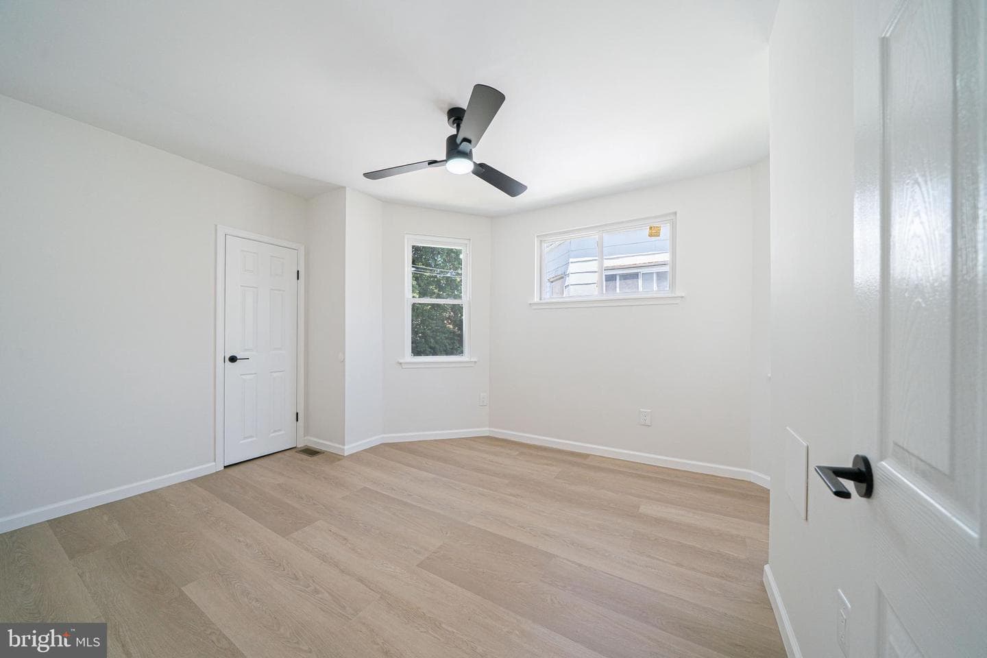 829 E Rittenhouse Street photo 10