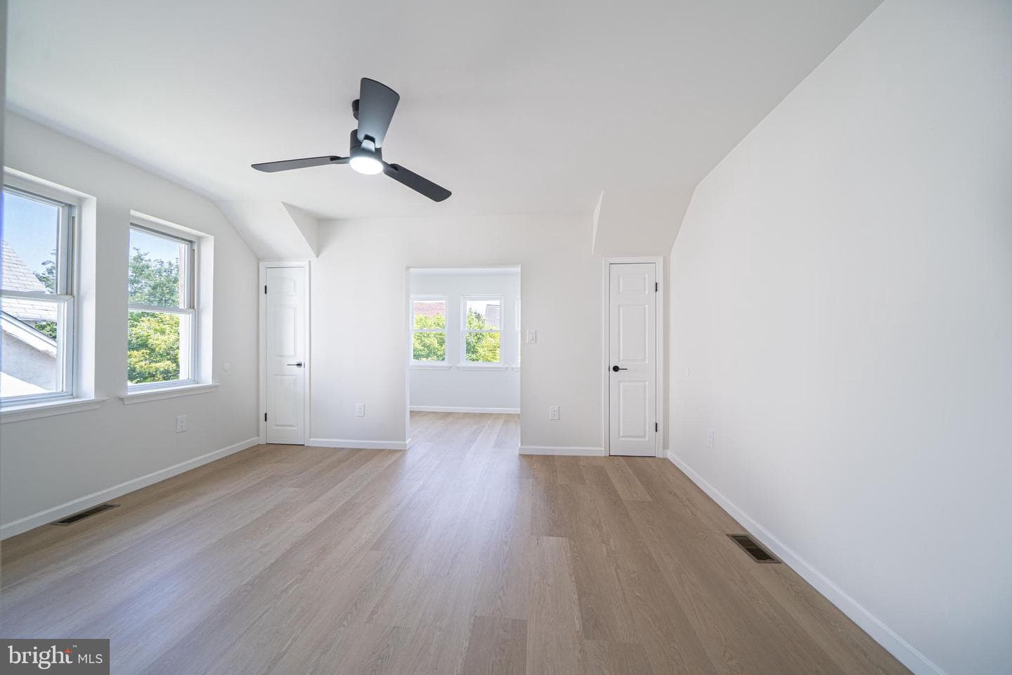 829 E Rittenhouse Street photo 9