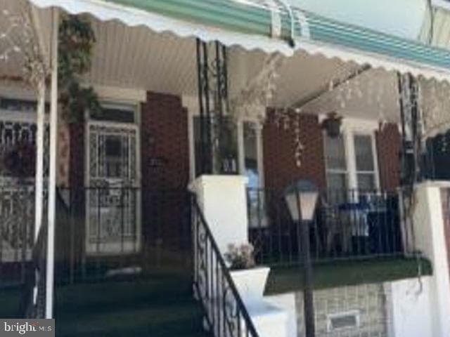 3835 N 19th Street photo 2