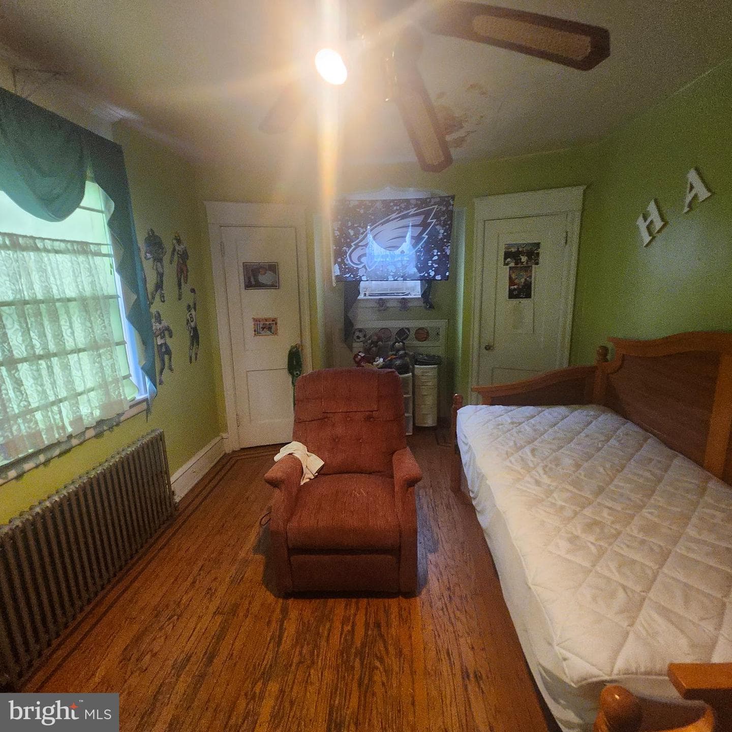 1415 E Washington Lane photo 15