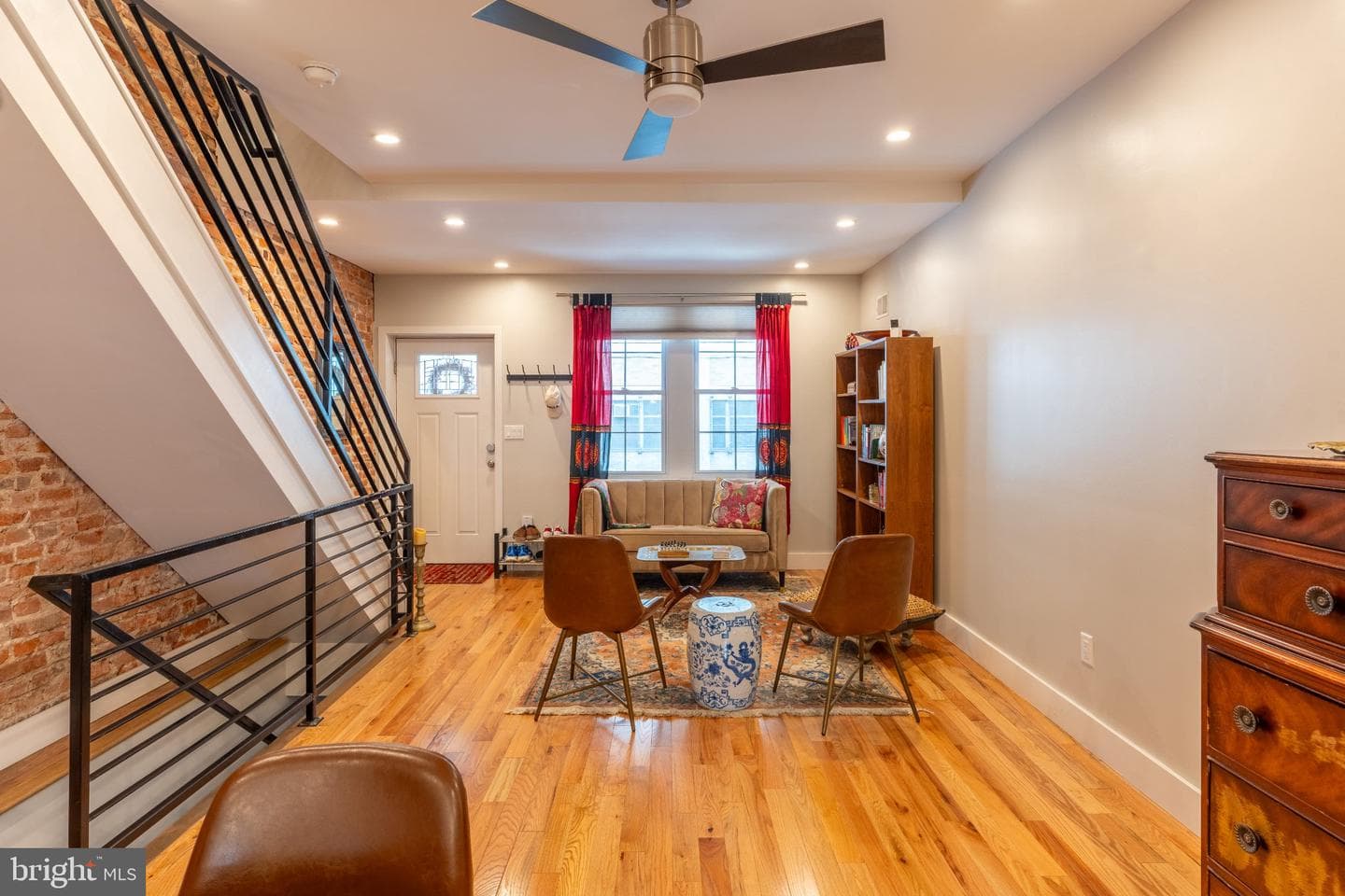 2611 W Thompson Street photo 5