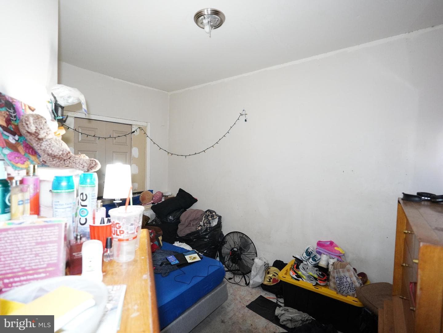 1811 E Ontario Street photo 14