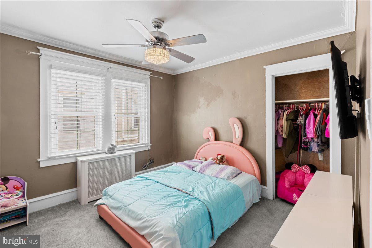 326 E Sanger Street photo 18