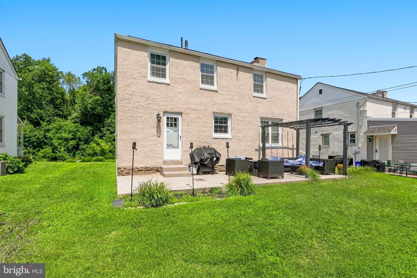 461 Summit Avenue photo 40