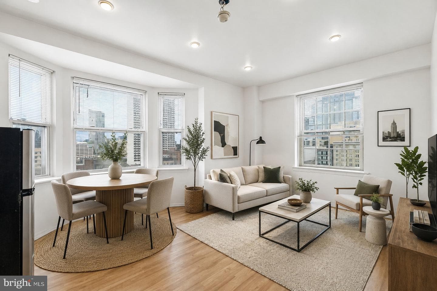 2135 Walnut Street #801, Philadelphia