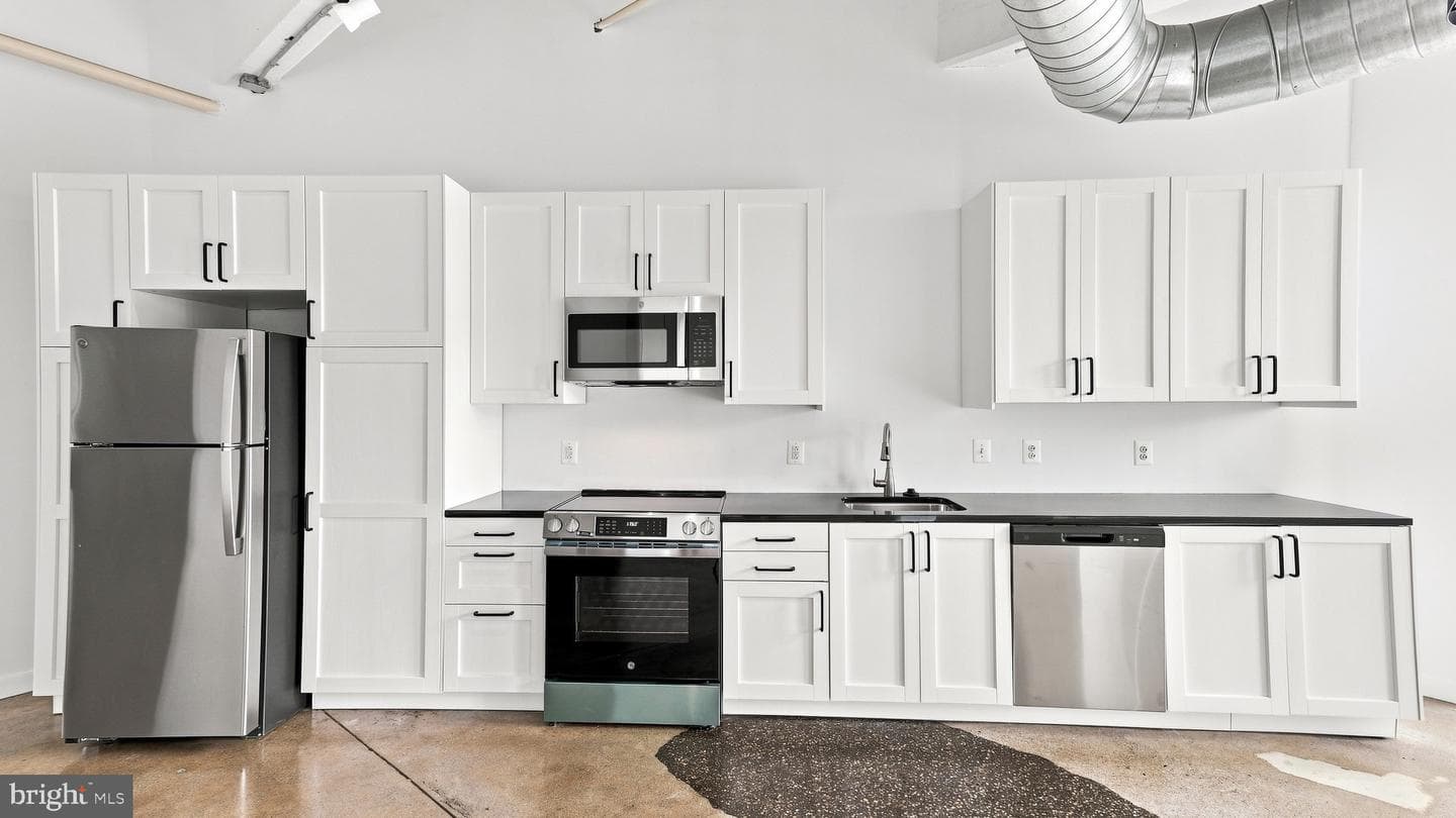 444 N 4th Street #216 photo 1