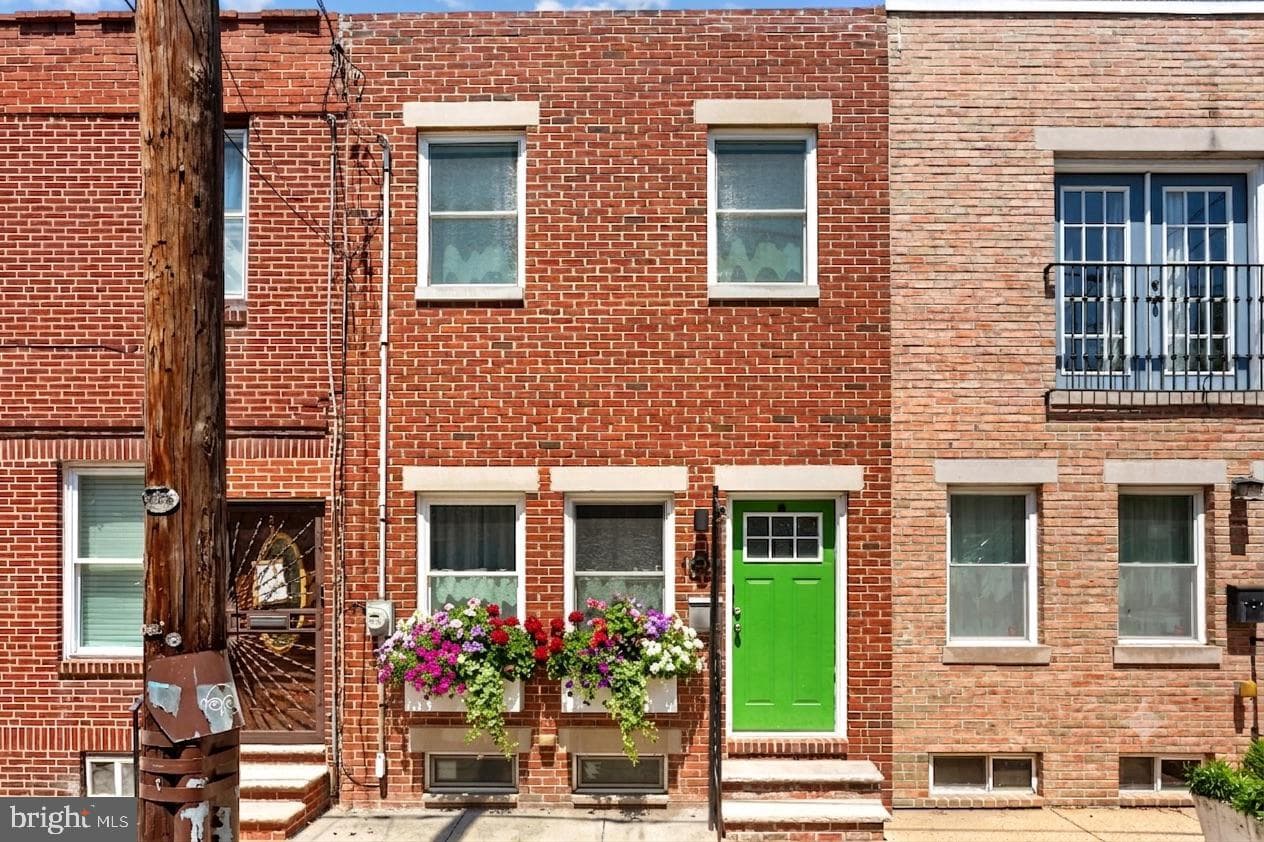 1831 Manton Street photo 1