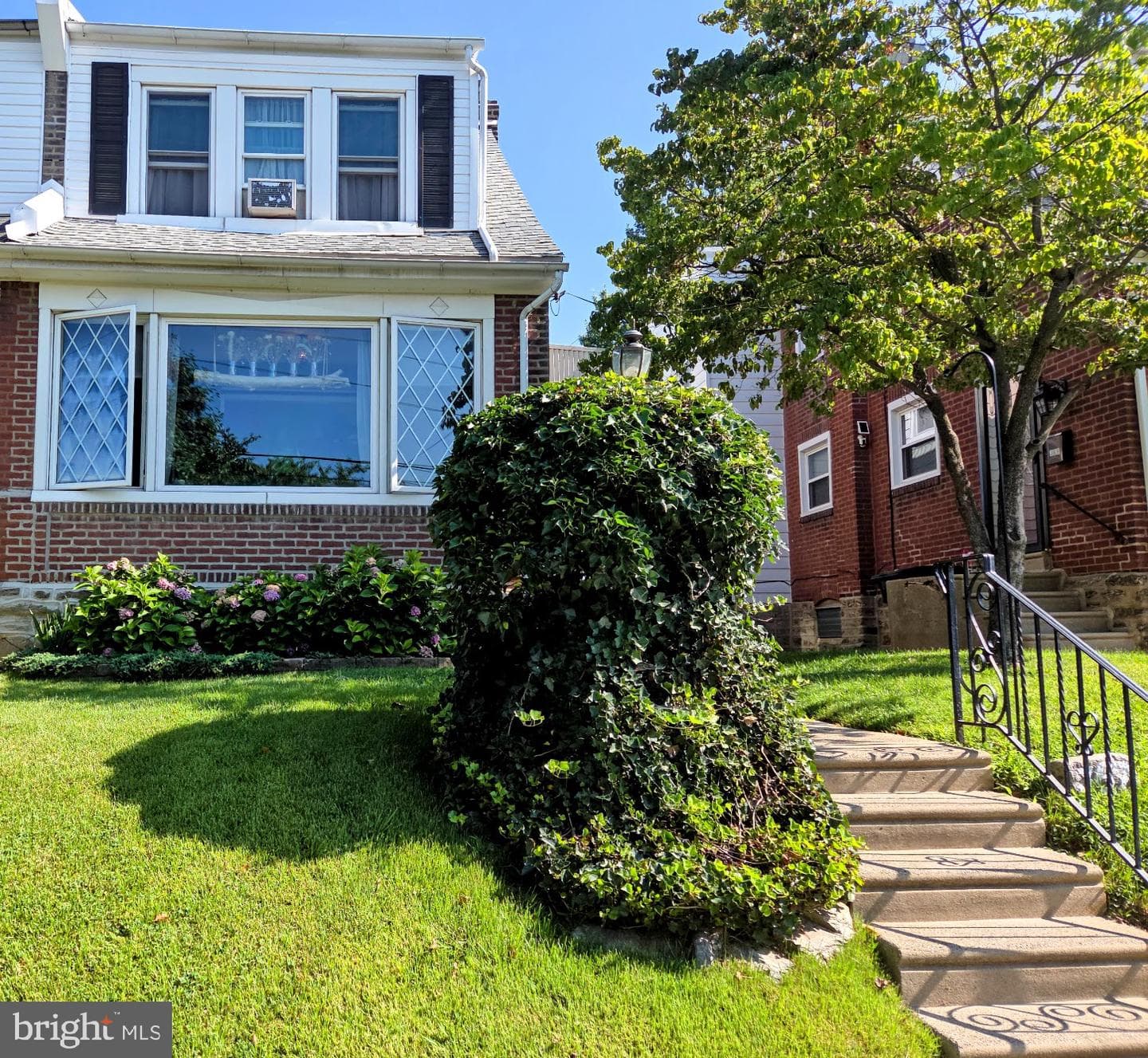 367 Longshore Avenue photo 1