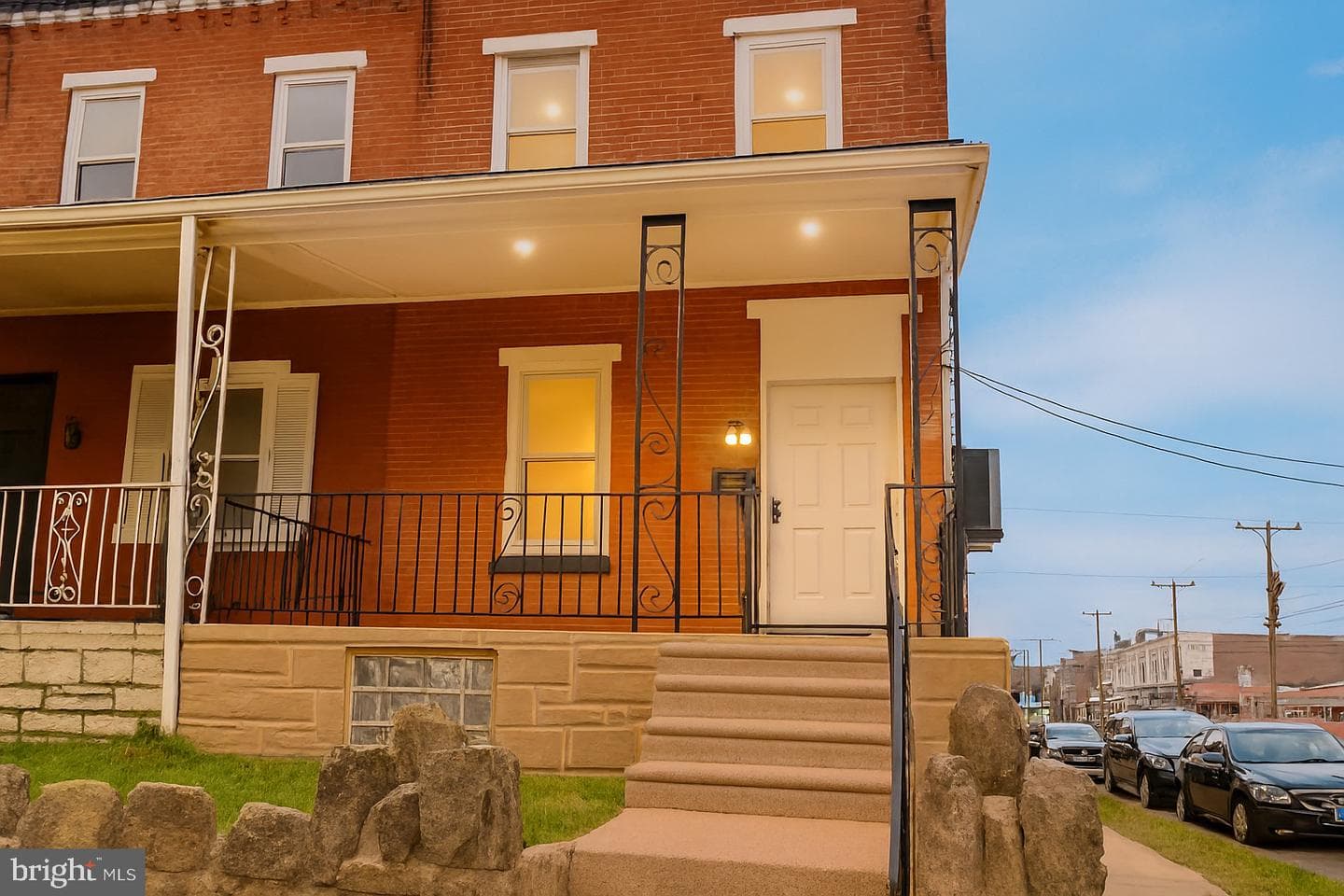 6774 Marsden Street photo 1