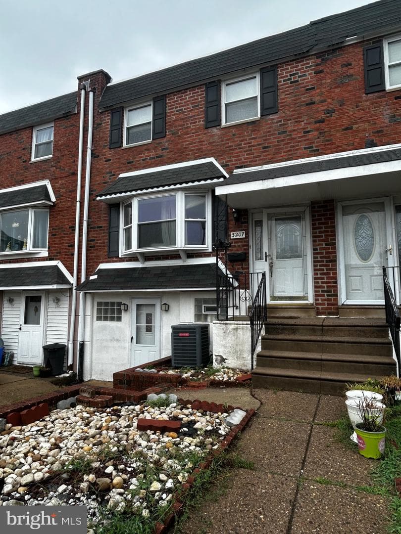 3207 Ancona Road photo 1