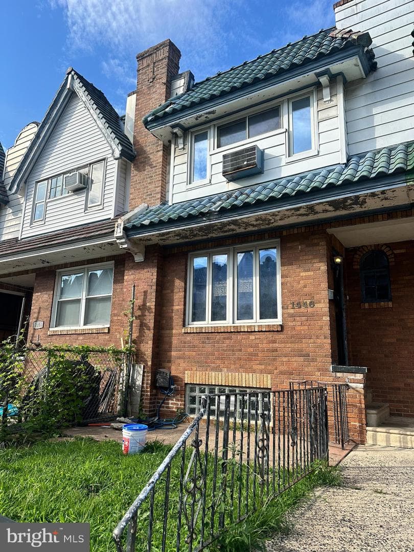 1446 Stevens Street photo 1