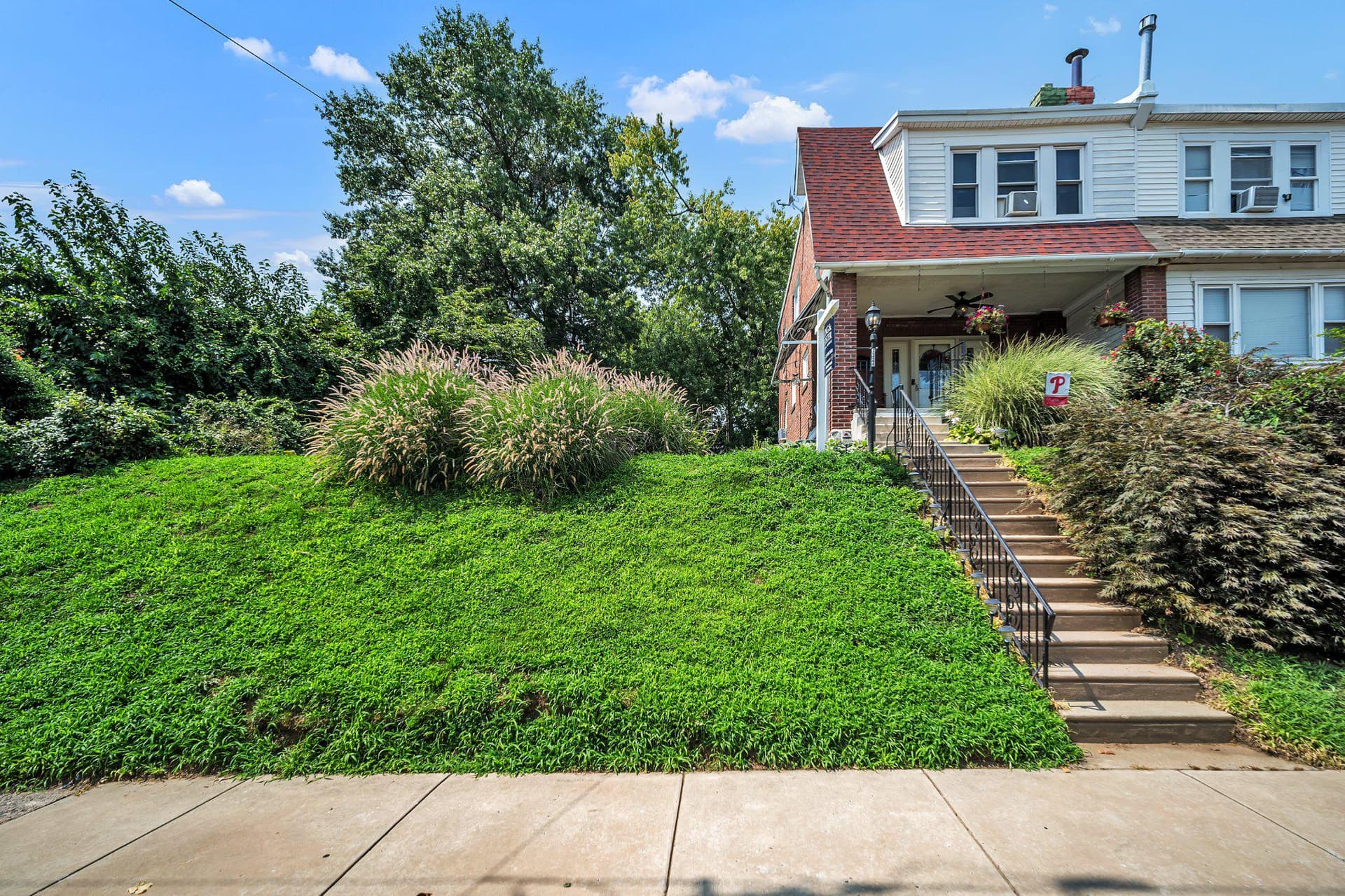 7324 Rockwell Avenue photo 1