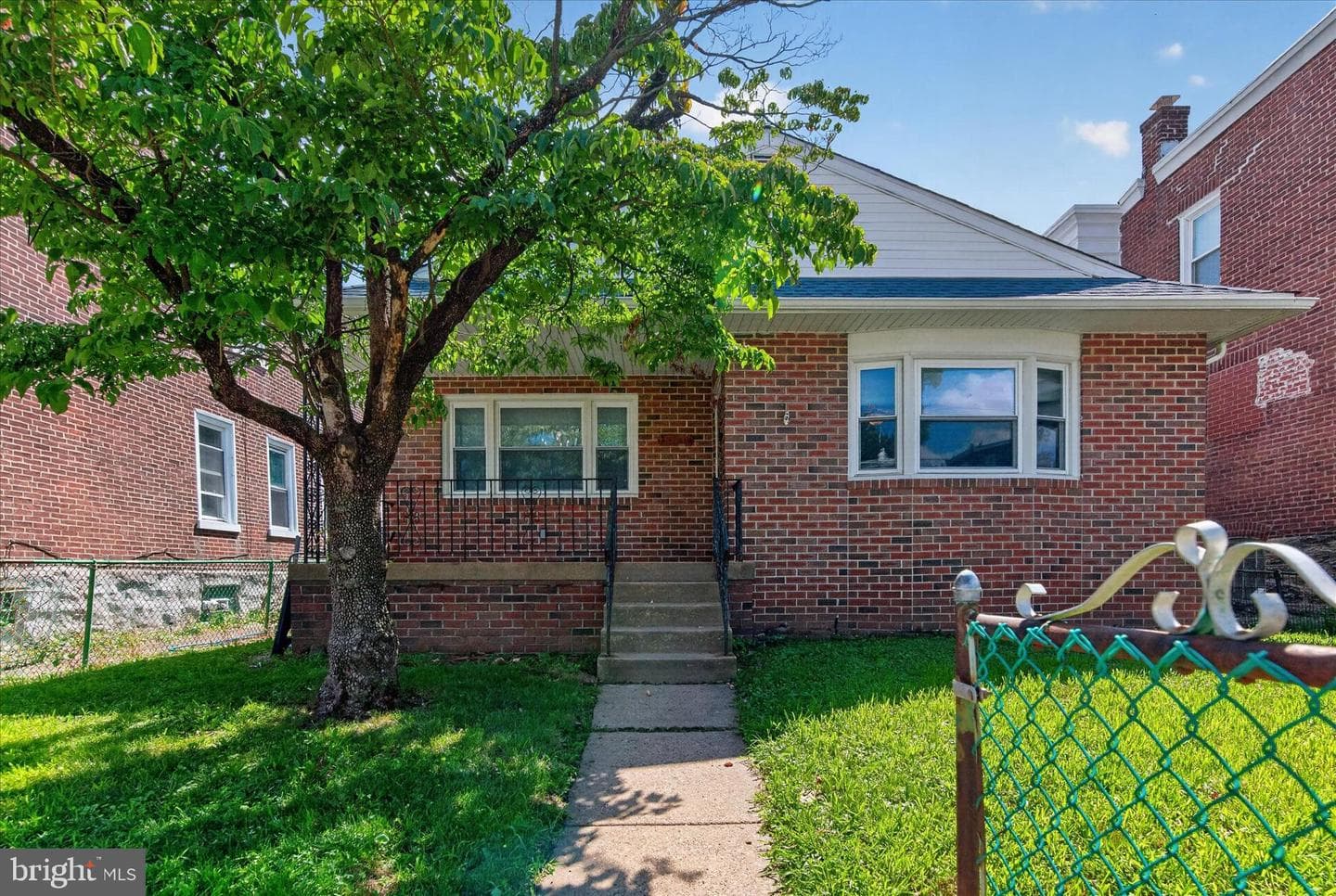 534 Benner Street #a photo 1