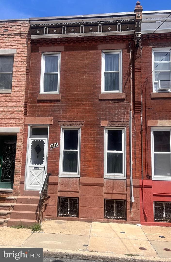 821 Wilder Street photo 1