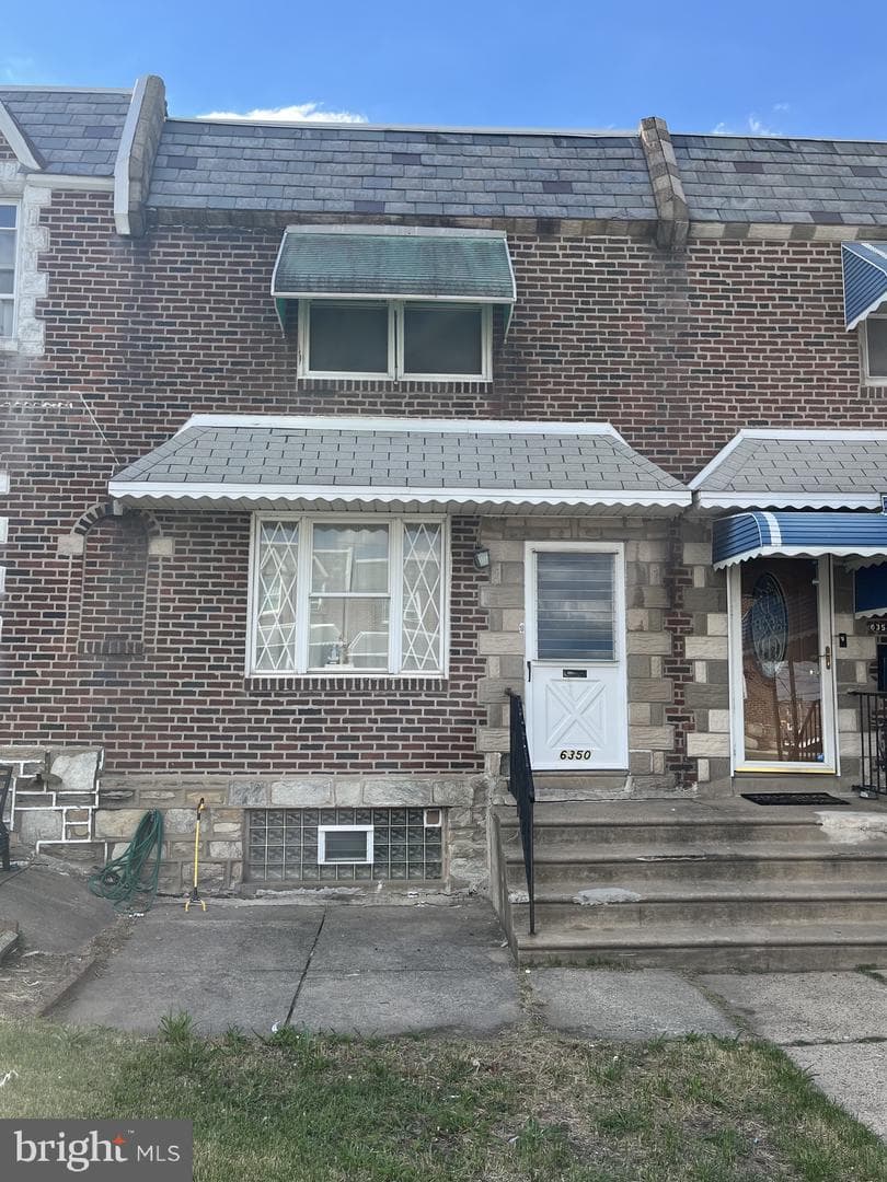 6350 Cardiff Street photo 1