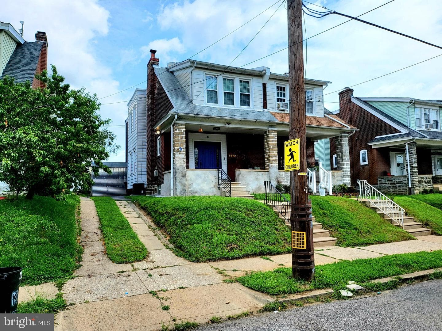 423 Knorr Street photo 1