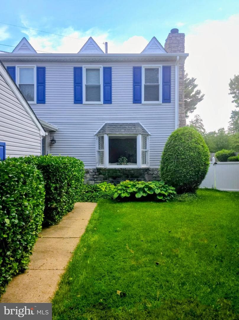 1036 Hazelwood Drive photo 1