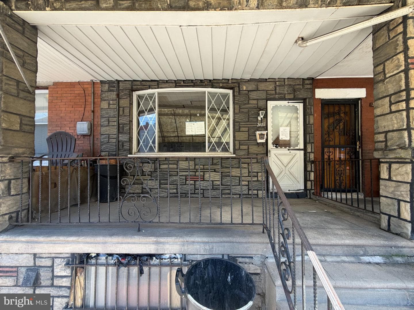 2121 Mifflin photo 1