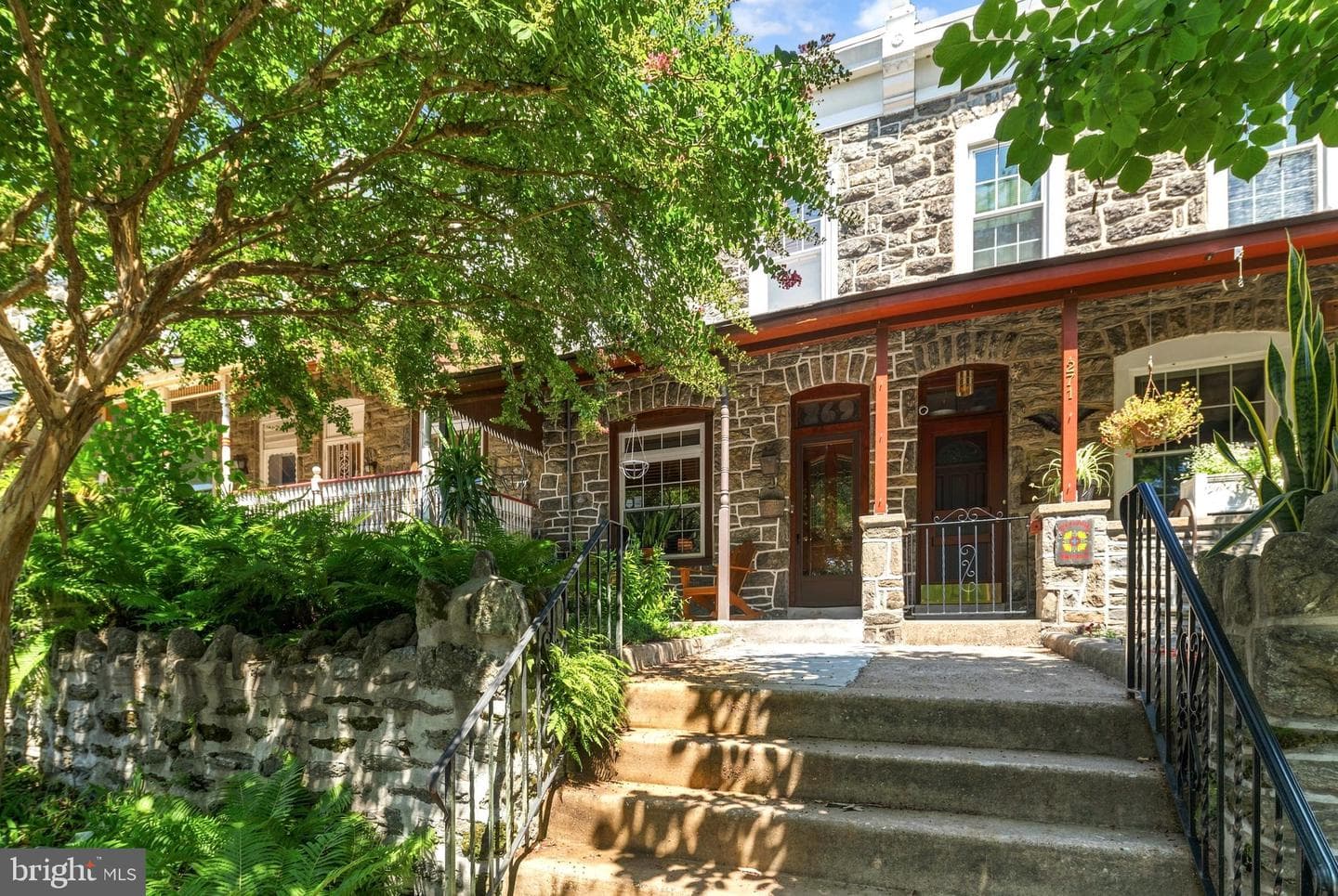 269 Lauriston Street photo 1