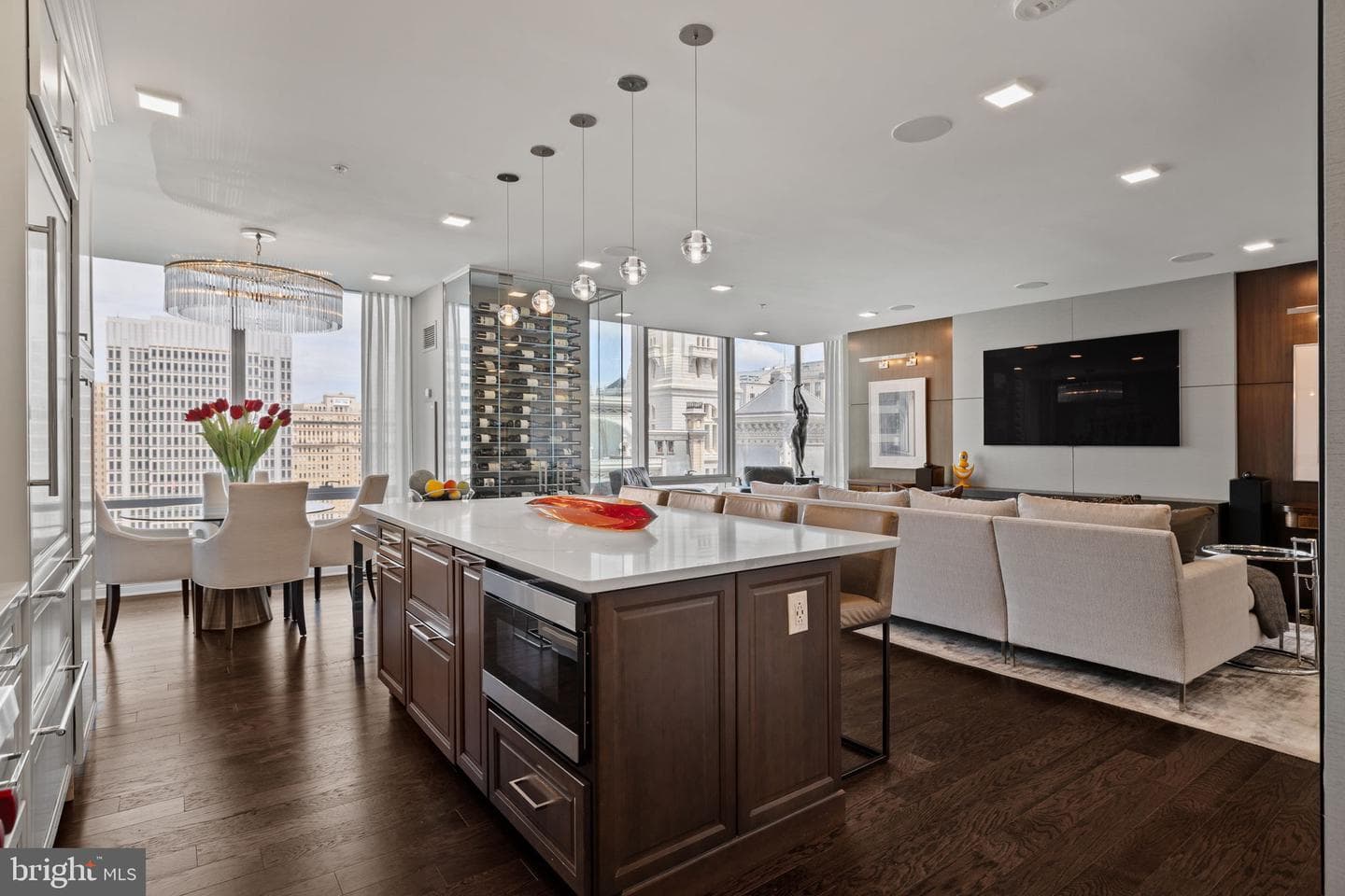 1414 S Penn Square #15dc photo 1
