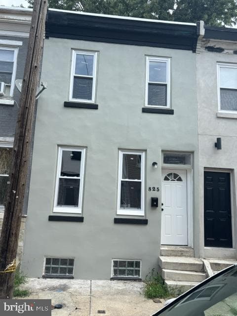 825 N Brooklyn Street photo 1