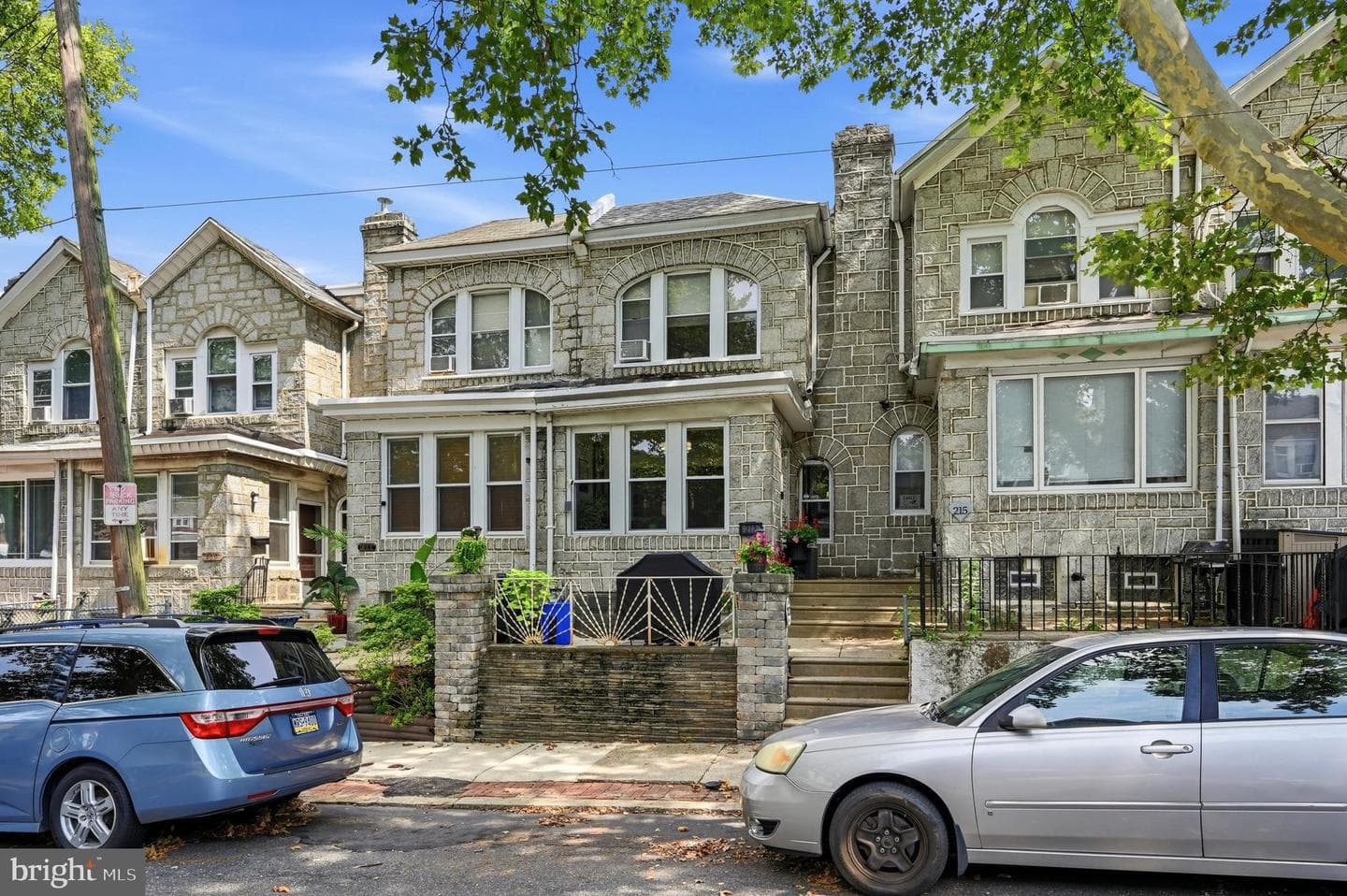 213 E Comly Street photo 1