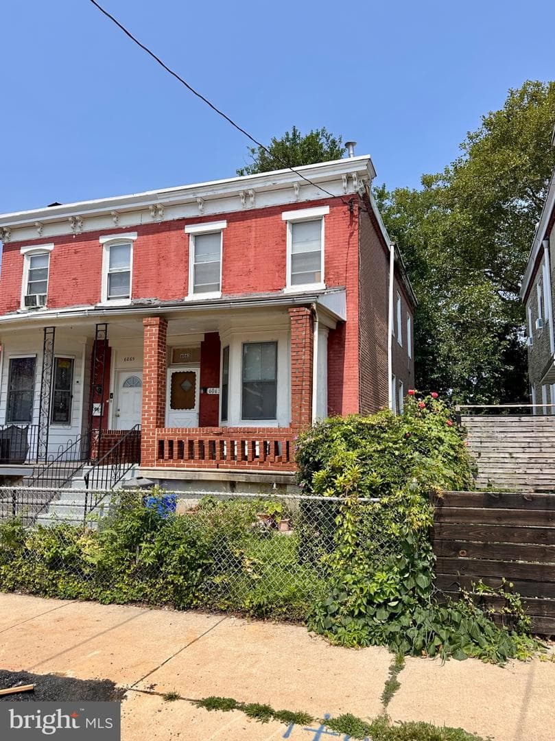 6063 Callowhill photo 1